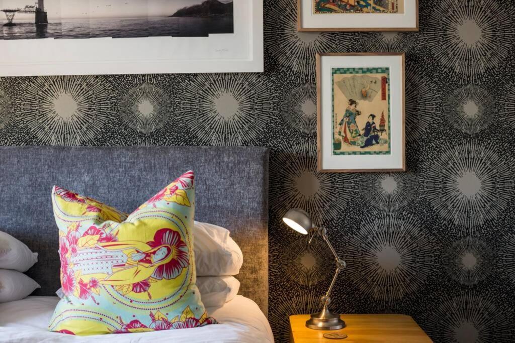 World Travellers Eclectic Apartment Cape Town Bagian luar foto